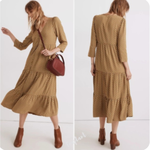 Madewell Dresses & Skirts - Madewell Dress Womens 4 Green V-Neck Tiered Button-Front Midi Daisies Forever